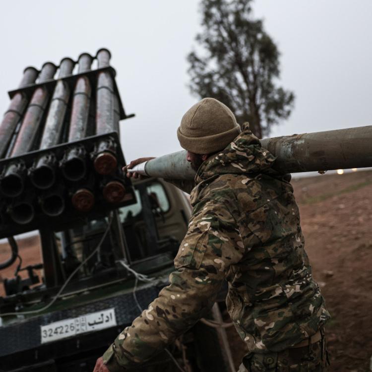 SURİYE ORDUSU RAKKA'YA İLERLİYOR