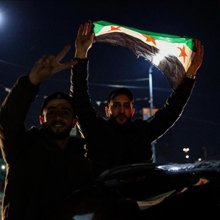 SURİYE Y&Ouml;NETİMİ, YPG/SDG İLE VARILAN ANLAŞMA SONRASI ATEŞKES İLAN EDEREK OPERASYONLARI DURDURDU