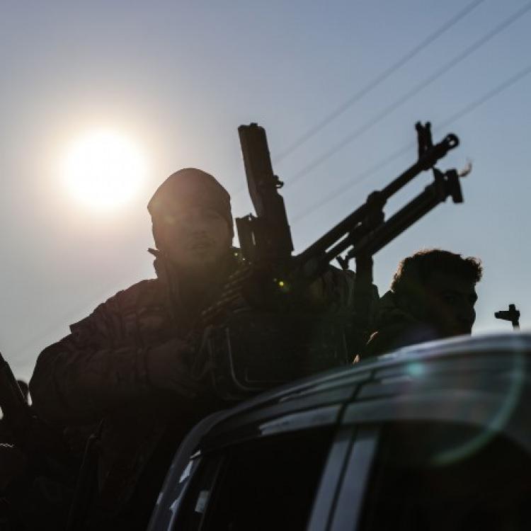 AYN EL-ARAB B&Ouml;LGESİNDE ŞİDDETLİ &Ccedil;ATIŞMALAR YAŞANIYOR