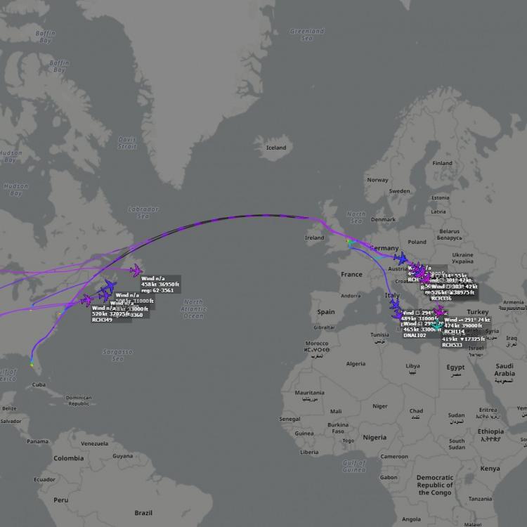 USS ABRAHAM LİNCOLN UÇAK GEMİSİ ORTA DOĞU'YA KONUŞLANMIŞTI