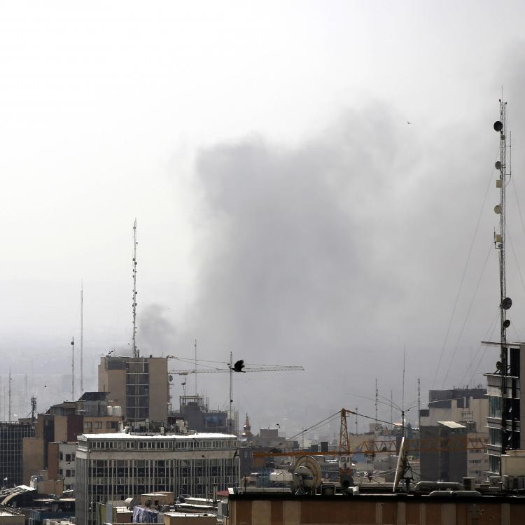 İRAN ORDUSU: HAVA SAVUNMA SİSTEMİ TARAFINDAN 12 İHA DÜŞÜRÜLDÜ