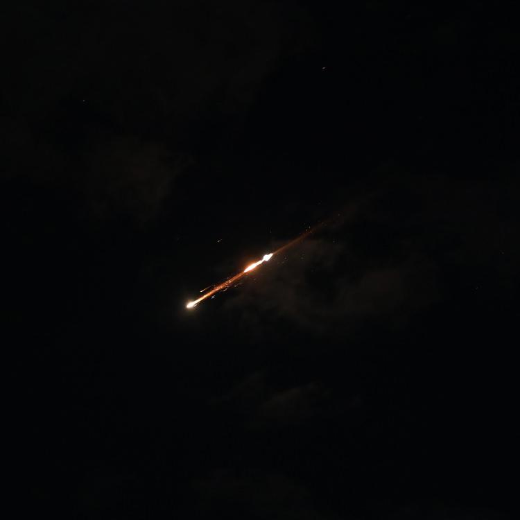 İRAN ARAP &Uuml;LKELERİNE 727 F&Uuml;ZE FIRLATTI