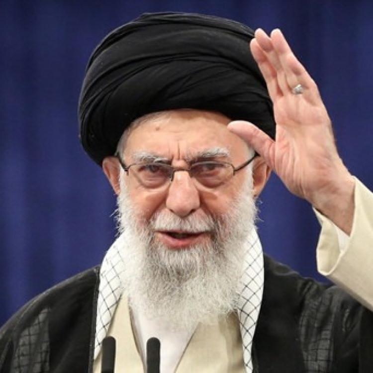 HAMANEY'İN CENAZE TÖRENİ ERTELENDİ