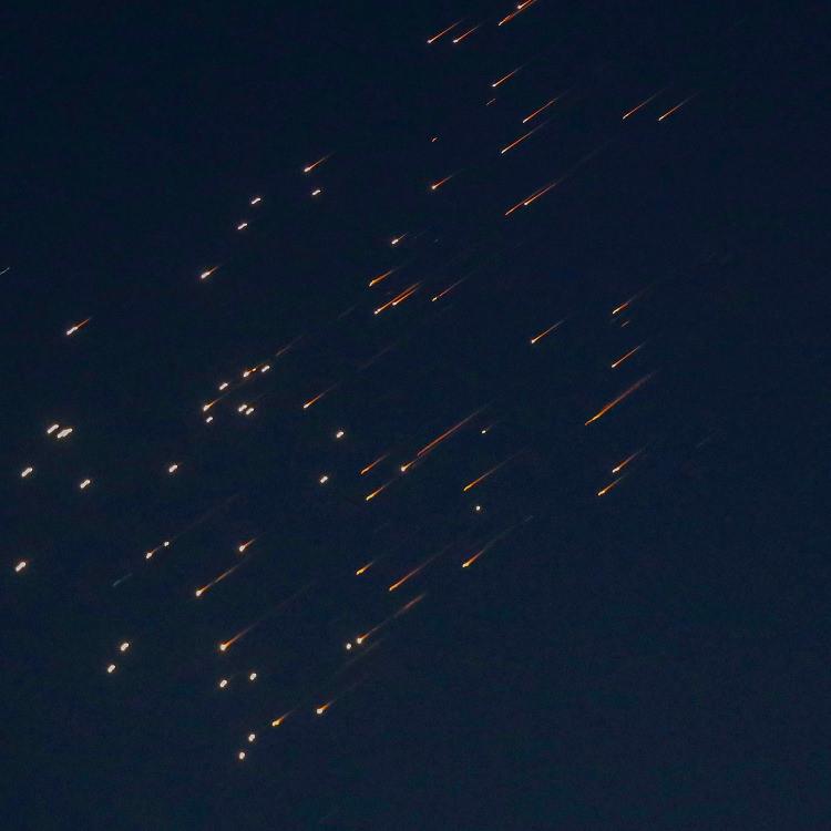 BAHREYN'DE BİNALARDA YANGIN &Ccedil;IKTI, SUUDİ ARABİSTAN'A DA BALİSTİK F&Uuml;ZE D&Uuml;ŞT&Uuml;