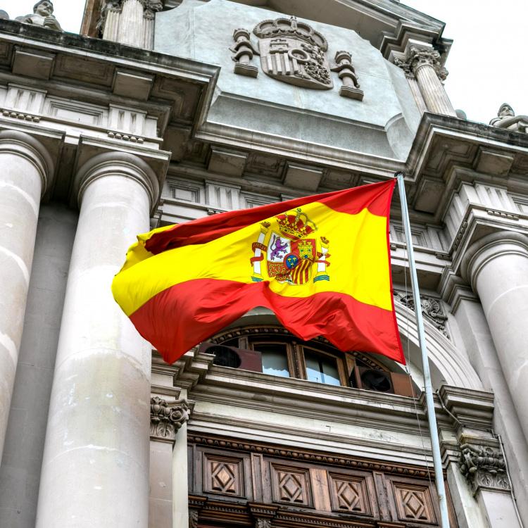 İSPANYA ABD'Yİ YALANLADI