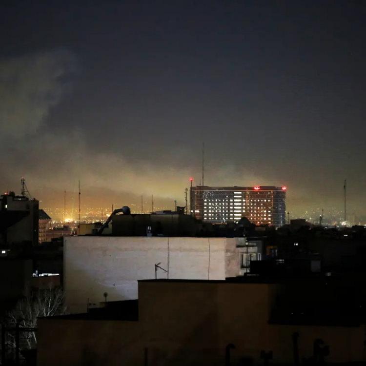 TAHRAN'DA PATLAMA SESLERİ DUYULDU!