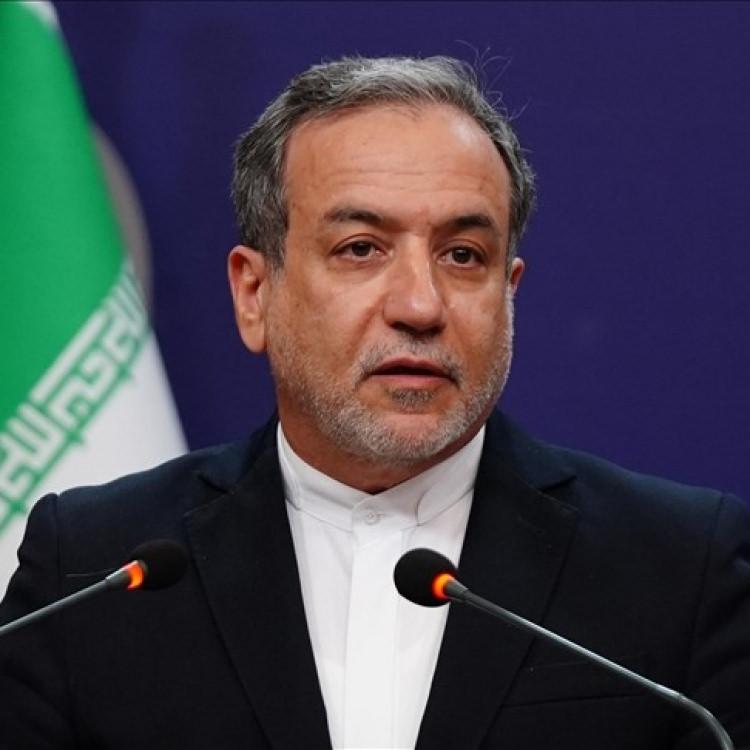 ARAK&Ccedil;İ: HARG ADASINA ROKETLER BAE'DEN ATEŞLENDİ