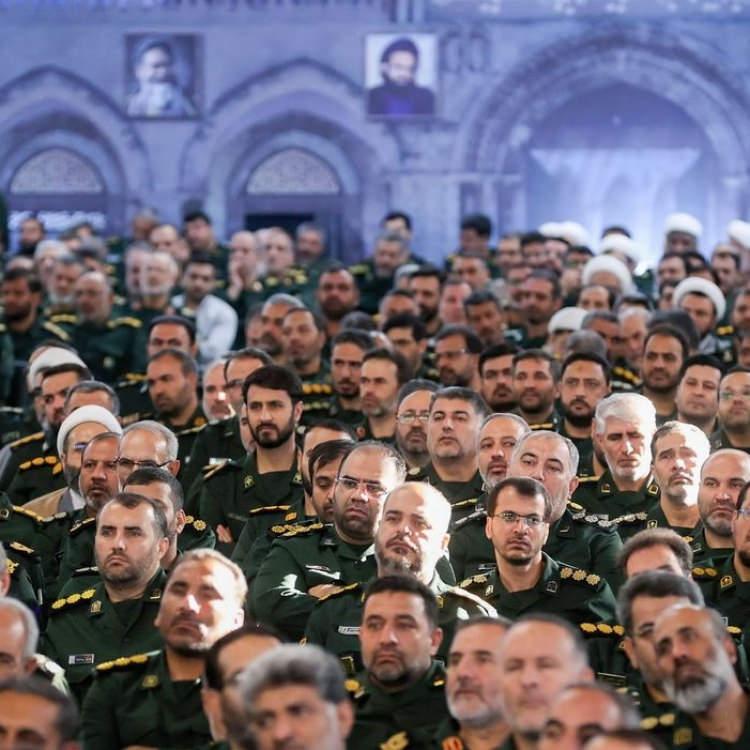 DEVRİM MUHAFIZLARI'NDAN MUHALİFLERE GÖZDAĞI