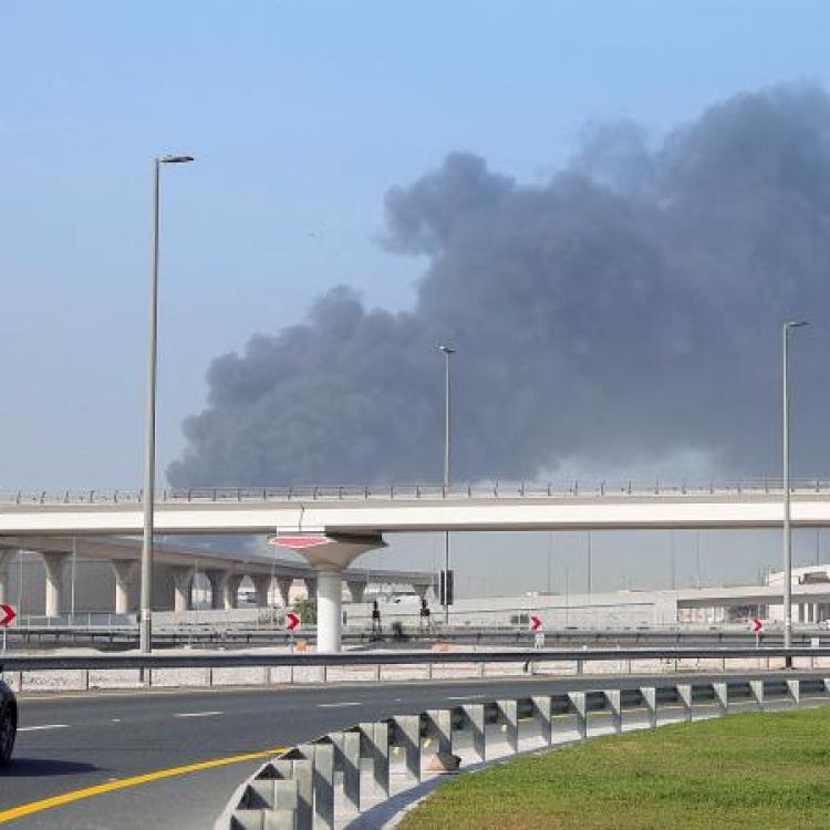 DUBAİ'DE PATLAMA SESLERİ DUYULDU