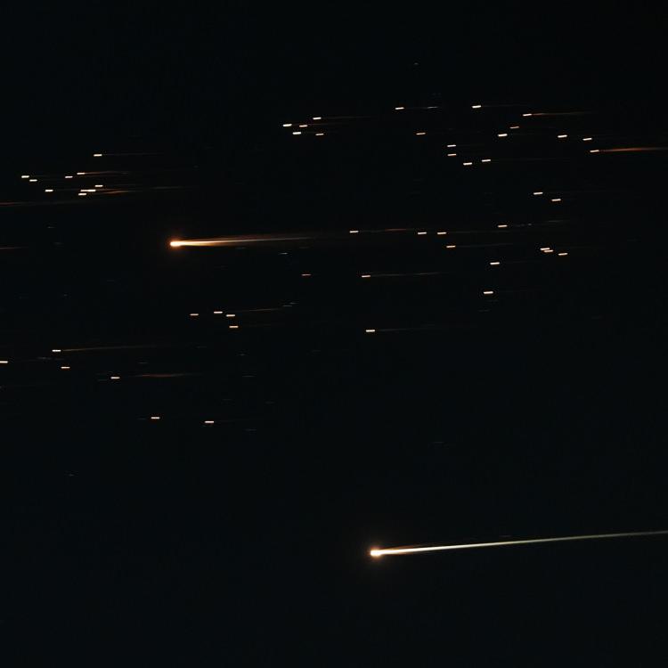 TEL AVİV'DE TREN SEFERLERİ DURDURULDU