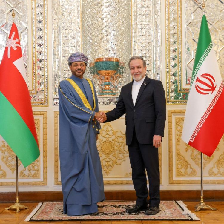 UMMAN, İRAN'IN GÜNEY PARS SAHASININ HEDEF ALINMASINI KINADI