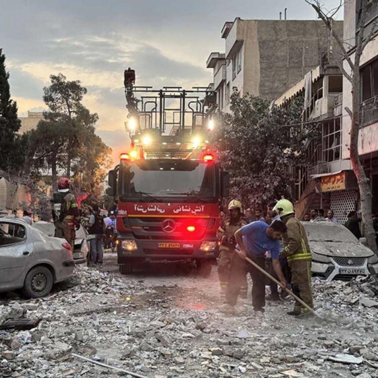 İRAN'DA CAN KAYBI BİN 937'YE Y&Uuml;KSELDİ