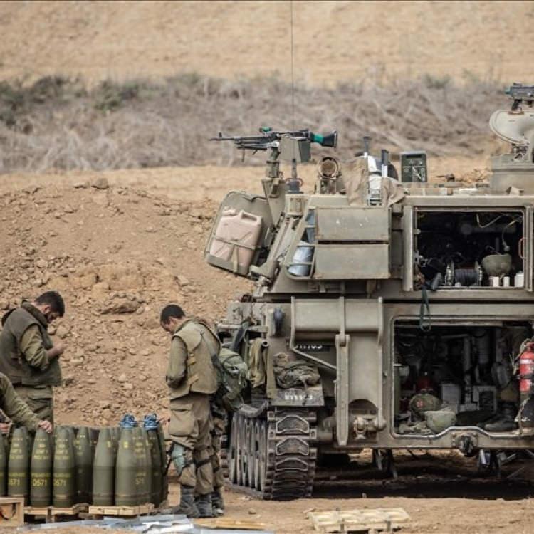 İSRAİL: İRAN'DAKİ ASKERİ TESİS VE BALİSTİK F&Uuml;ZE DEPOSUNA SALDIRDIK