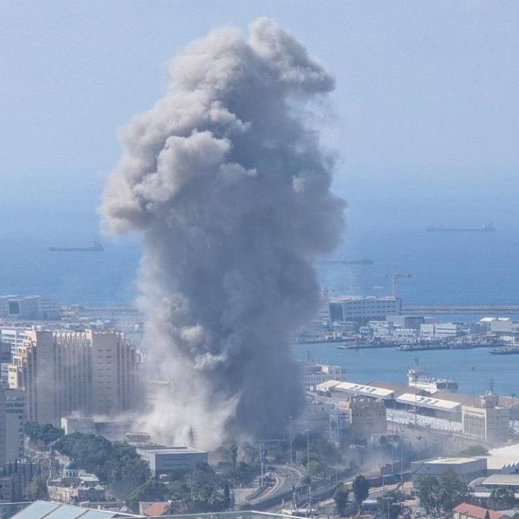 TEL AVİV'E PEŞ PEŞE SALDIRILAR