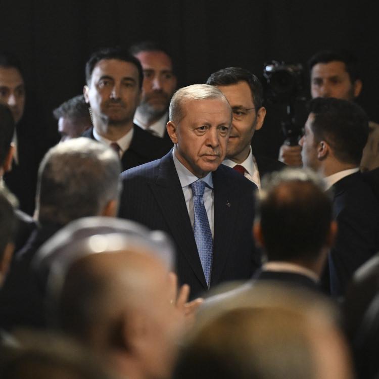 ERDOĞAN'DAN İSTANBUL'DAKİ TERÖR SALDIRISINA İLK AÇIKLAMA