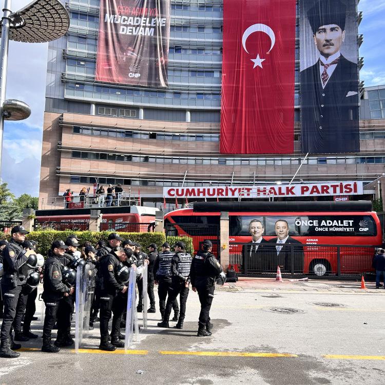 POLİS DEVREYE GİRDİ