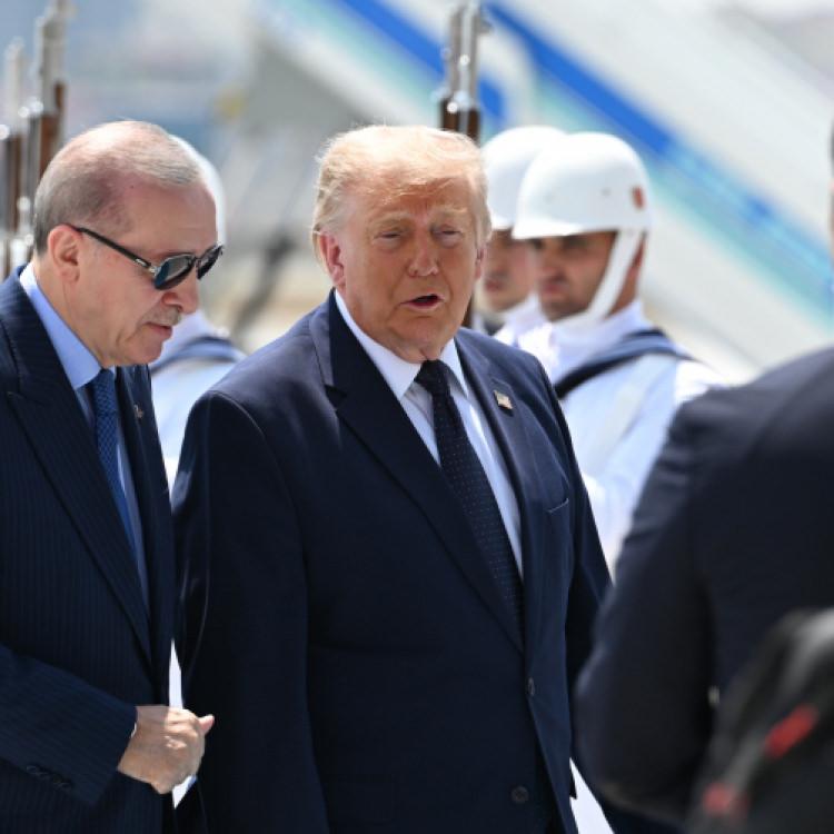 SON DAKİKA... ERDOĞAN TRUMP'I BEŞTEPE'DE KARŞILADI!