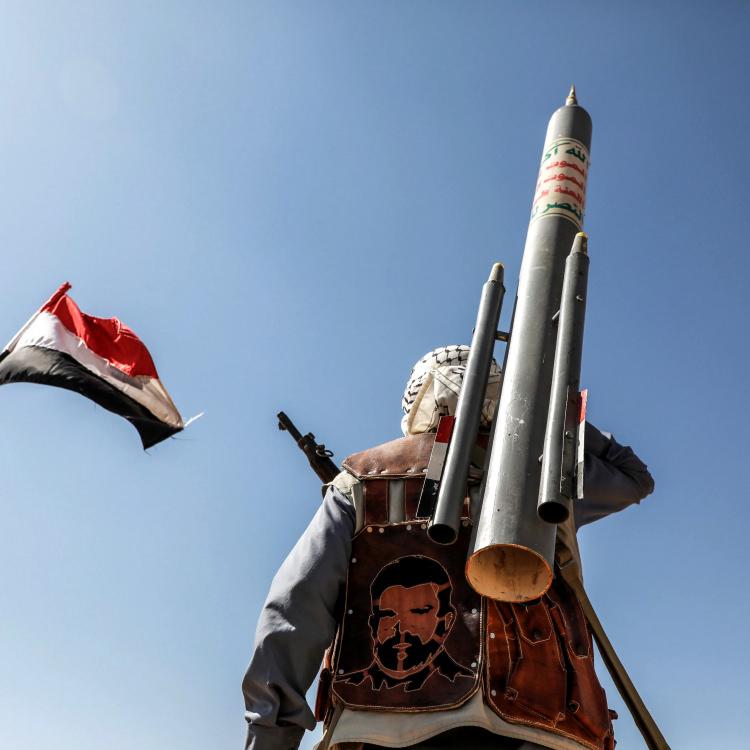 HUSİLER, SUUDİ ARABİSTAN'A AİT BİR İHA'YI DÜŞÜRDÜ