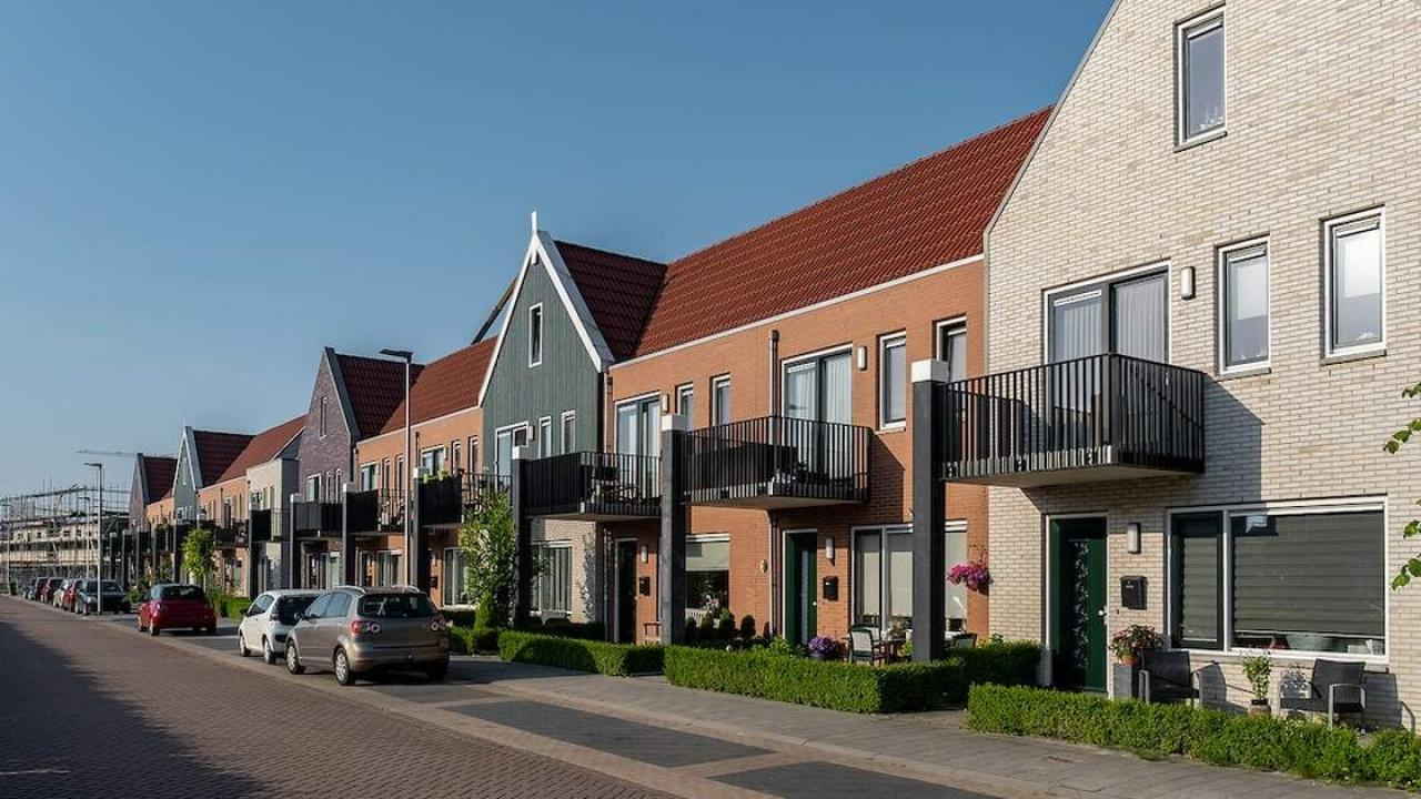 Hollanda'da hükümetten flaş karar: Ev sahiplerine fahiş kira şoku