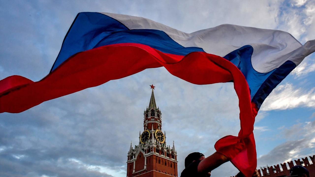 Kremlin dünyaca ünlü iki Rus ismi 'yabancı ajanlar' listesine ekledi!