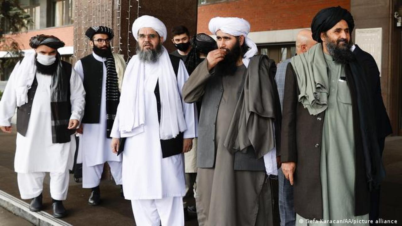 Taliban'dan muhalif siyasilere Afganistan'a dönme çağrısı