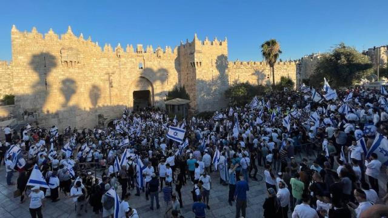 Filistin'den İsrail'e Doğu Küdüs için 'provokatif yürüyüş" uyarısı