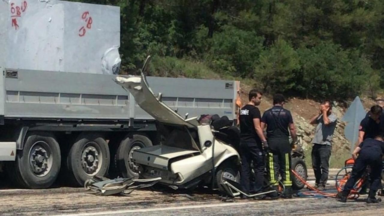 Bursa'da hastane dönüşü kaza: Anne ile oğlu öldü
