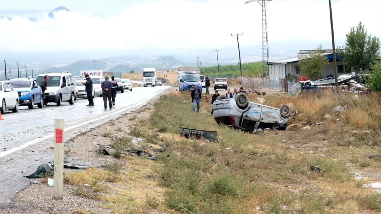 mersinde 3 arac carpisti 6 yarali 1665923998 2554 | Gündem Sivas™ | Sivas Haberleri