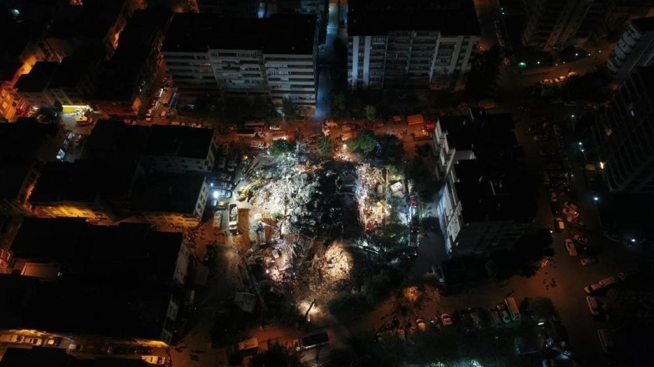Depremde yıkılan apartmanla ilgili “bilinçli taksir” kararına tepki – Mahkeme Haberleri