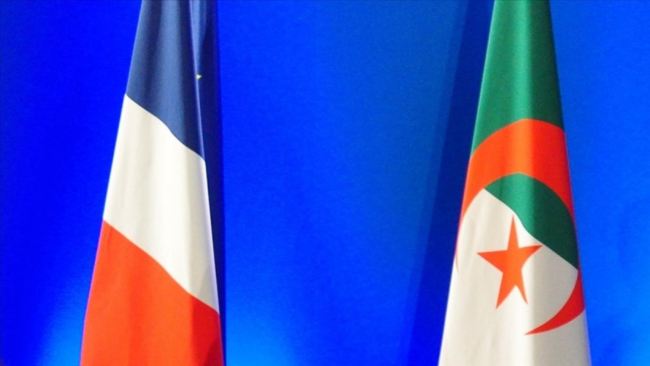 Cezayir ile Fransa arasında süren diplomatik kriz büyüyor