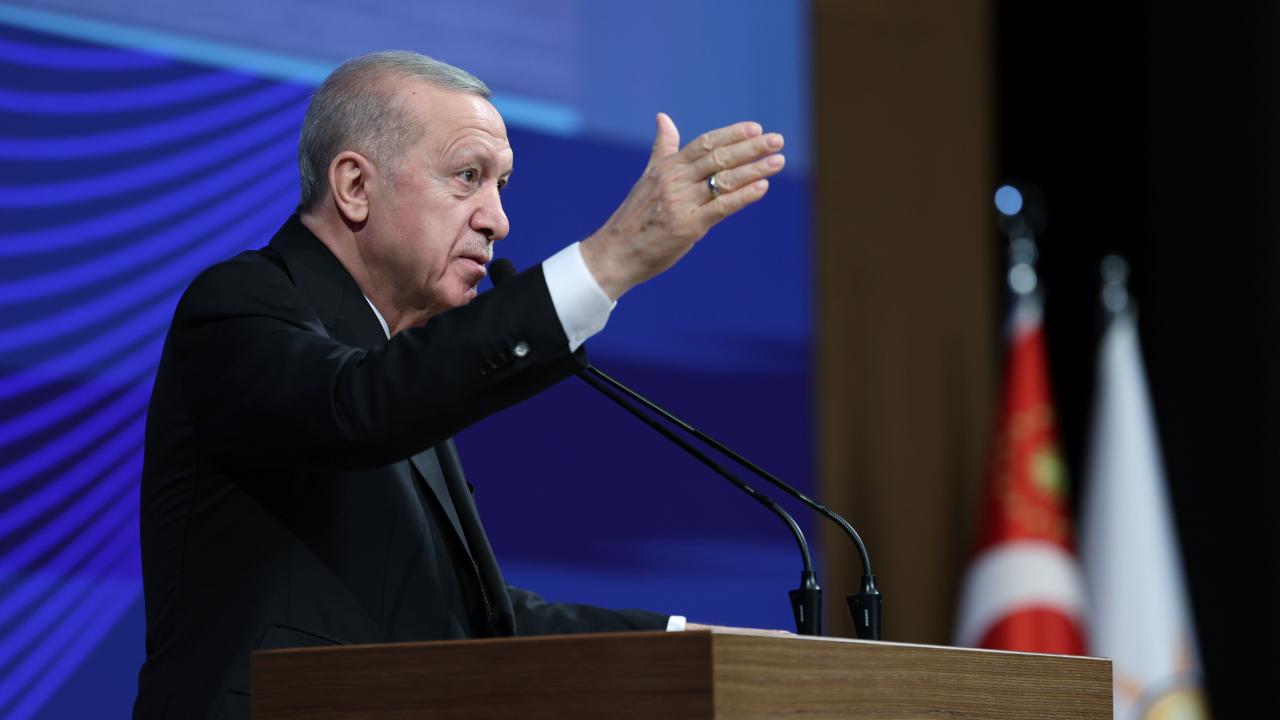 Dünya Erdoğan'ı İzliyor! Türkiye'nin Diplomatik Başarısı Rusya-Ukrayna Zirvesinde Parladı