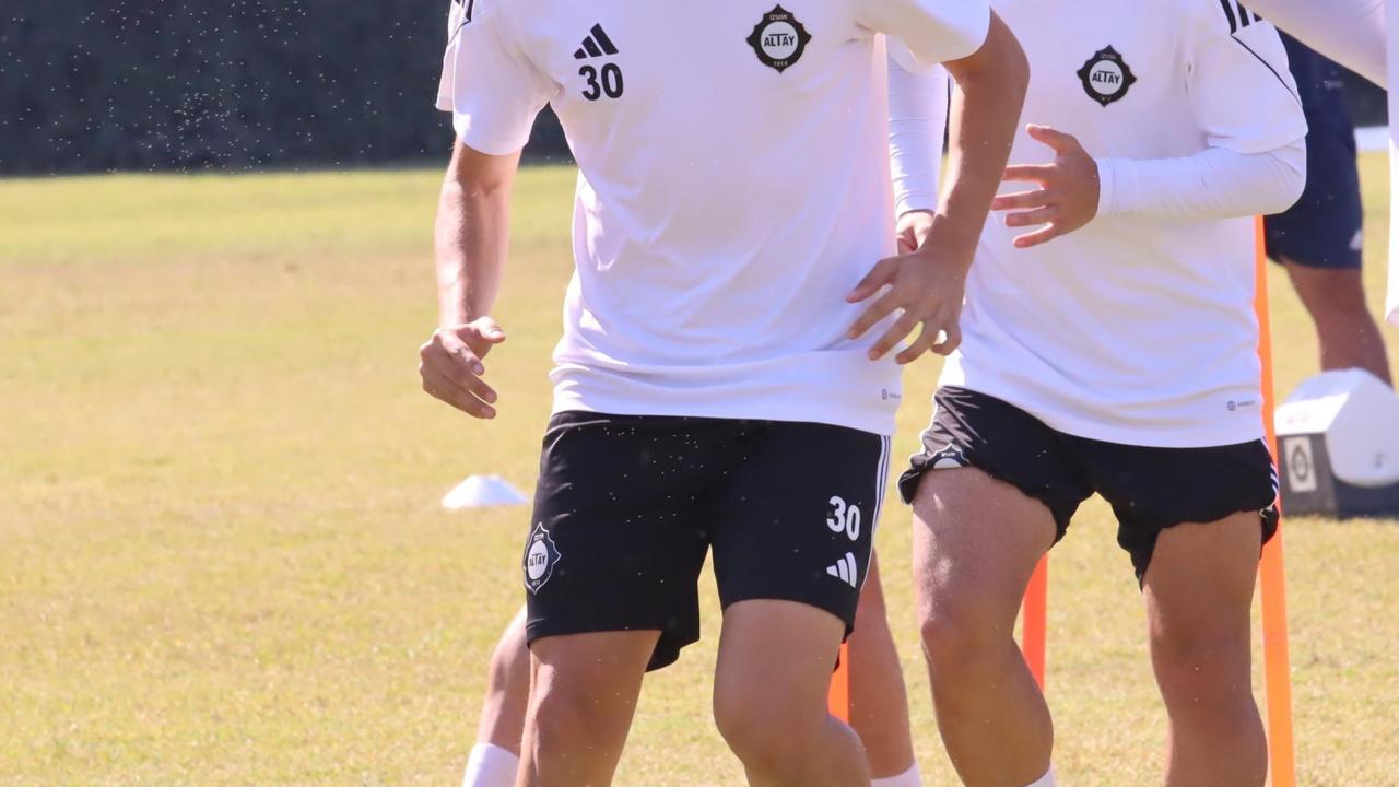 3. Lig'e düşen Süper Lig efsanesi dağılıyor: 5 futbolcu serbest kaldı