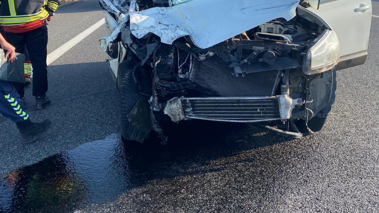 Balıkesir'de feci kaza: 2 ölü ve 2 yaralı!