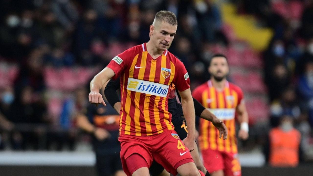 Kayserispor'dan Sakaryaspor'a Sürpriz Transfer! Kolovetsios 1. Lig'de Şampiyonluk Hayali Kuruyor