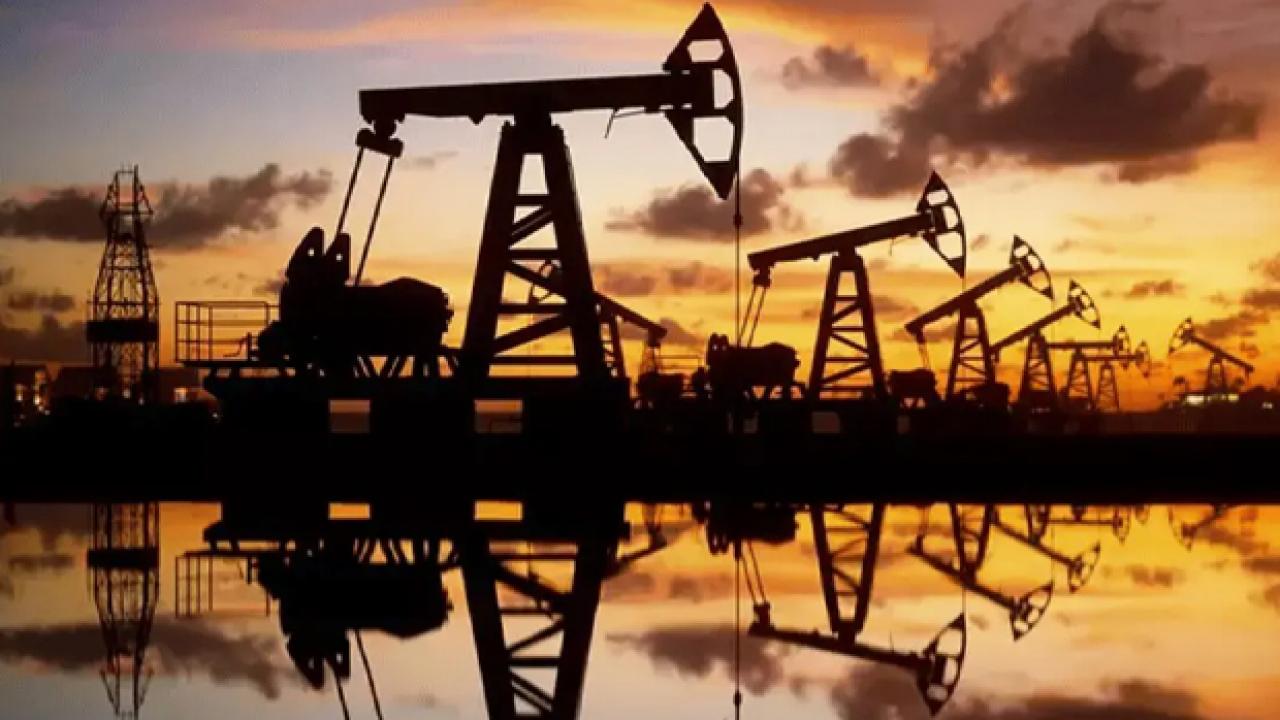 Brent petrol fiyatı düştü: Bugün 67,89 dolardan işlem görüyor!