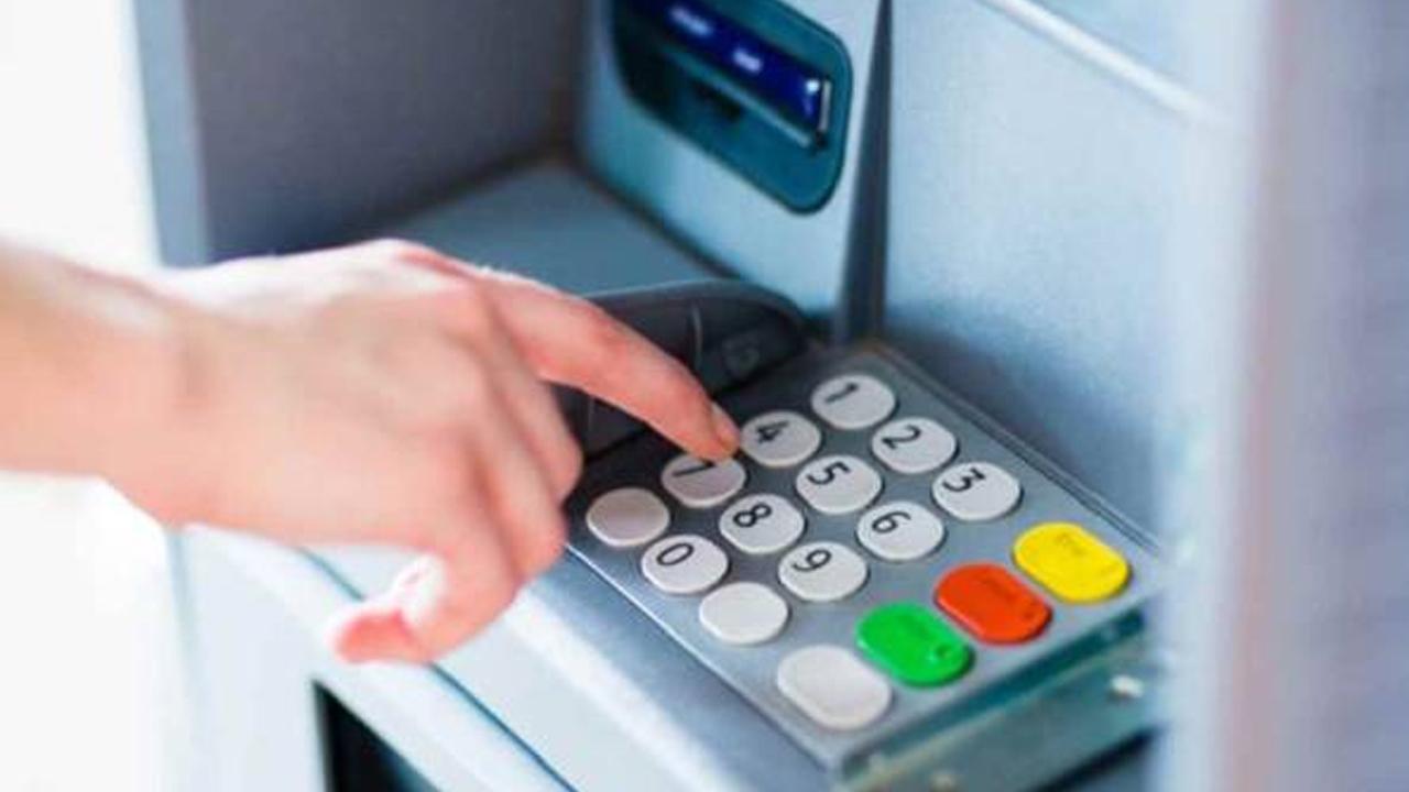 Oberbank'tan radikal karar: ATM ve gişeler kapatıldı