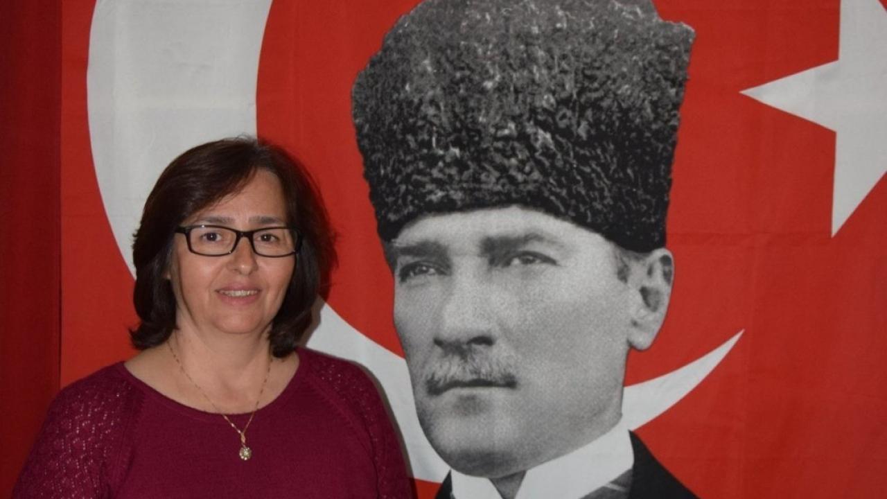 CHP'de istifa: Bir ilçe başkanı ve yönetimi görevi…