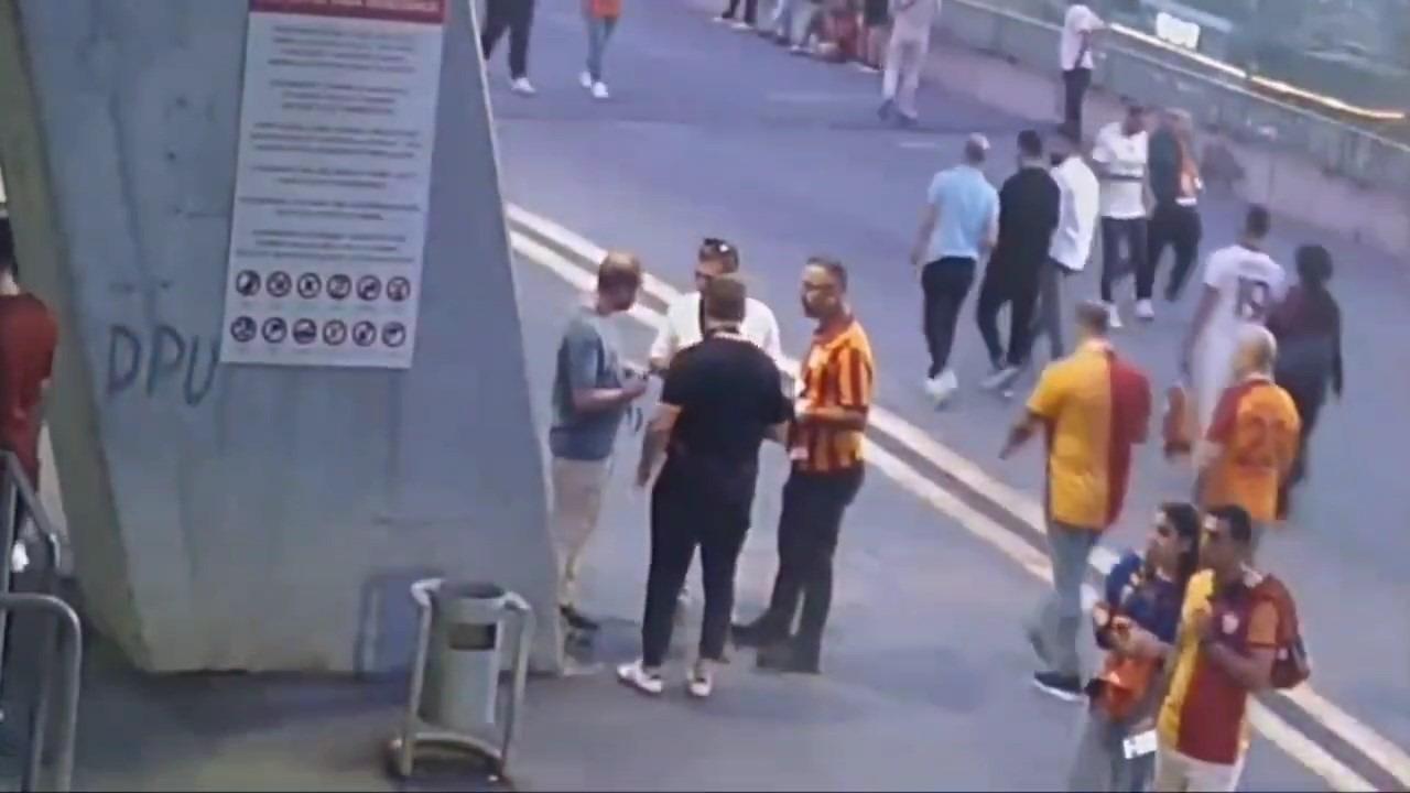 Galatasaray 'karaborsa' iddiasını kabul etti: Taraftara çağrı yapıldı