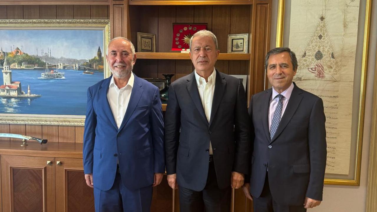 Milli Savunma Komisyonu Başkanı Hulusi Akar'dan Ka…