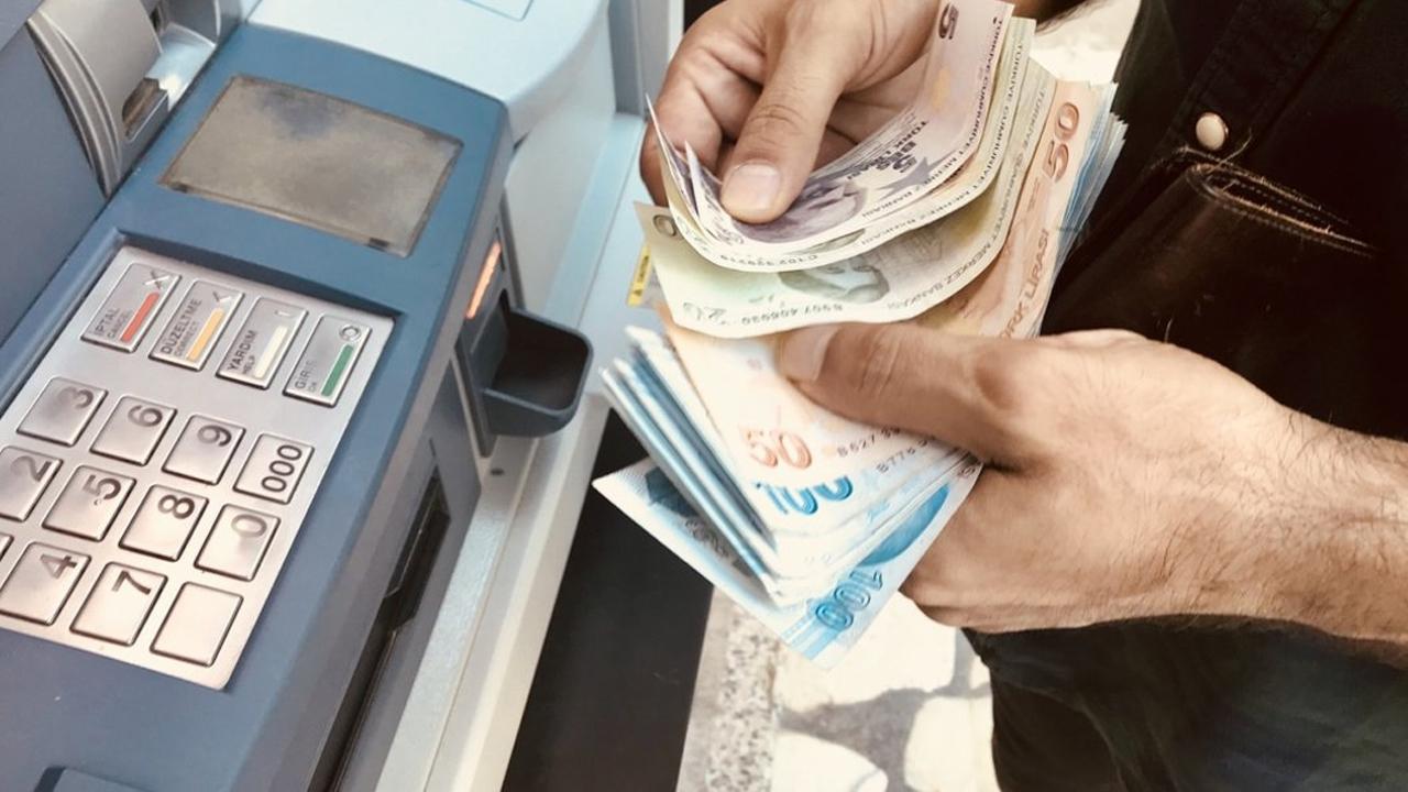 Son 3 ayınız kaldı! Para gönderirken sistem değişiyor: 200 bin TL üzeri…