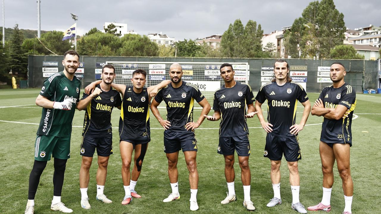 Fenerbahçe'de bir ayrılık daha: Beklenen transfer gerçekleşti