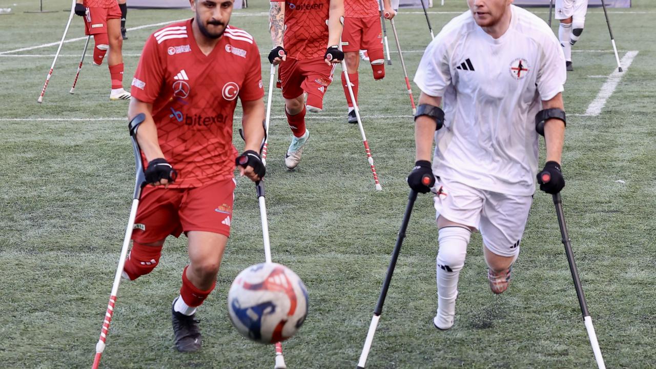 Milli Takım'dan İngiltere'ye ağır darbe! 5 gol birden attık