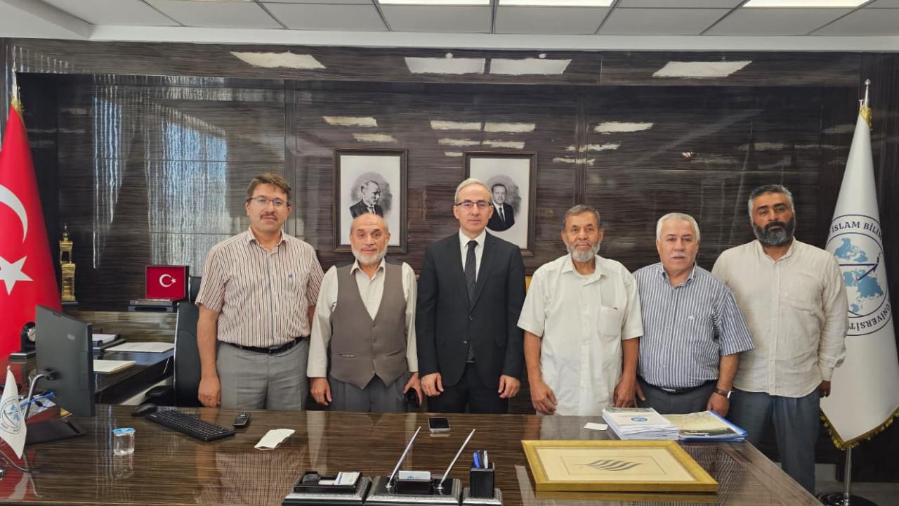 Adil Özberk Derneği’nden GİBTÜ Rektörü’ne Ziyaret