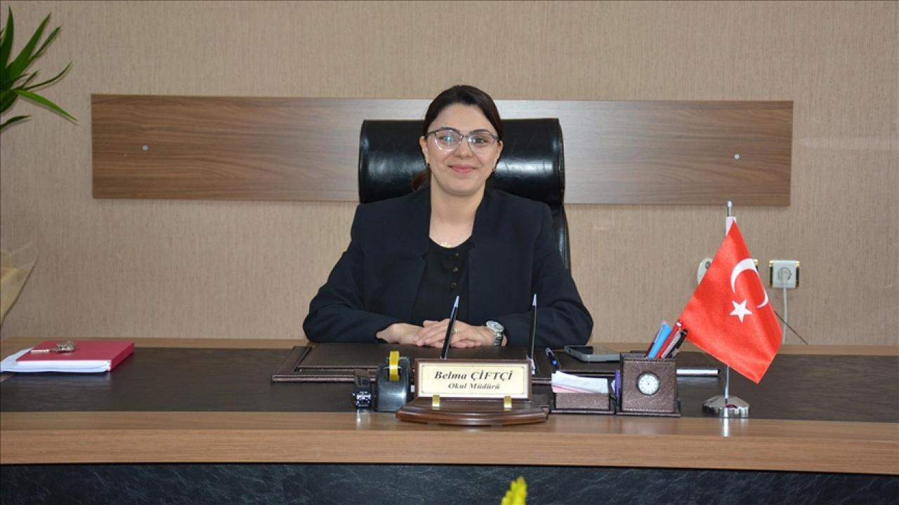 Mezun olduğu aşçılık lisesinin ilk kadın müdürü oldu