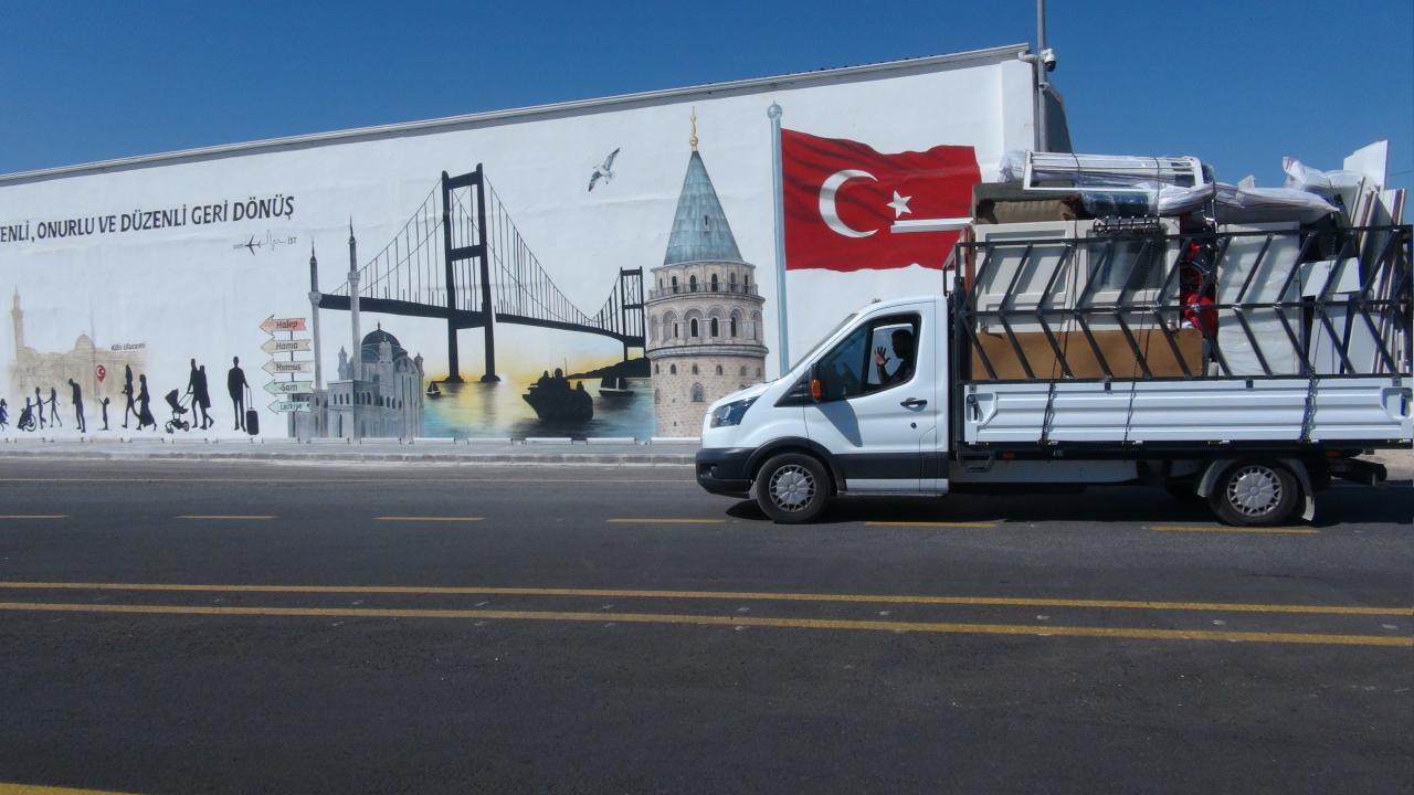 Sınır kapısında Suriyeli yoğunluğu