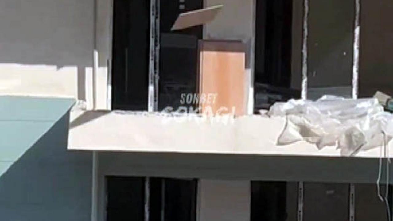 TOKİ konutlarında sağlam seramikleri aşağı atıp kı…