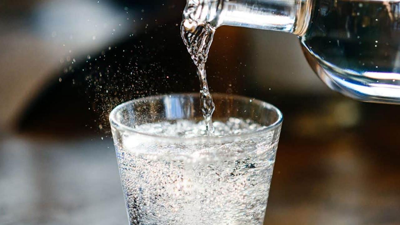 Denemeyen kalmadı, sürüp 5 dakika bekleyin! Maden suyu imdada yetişiyor