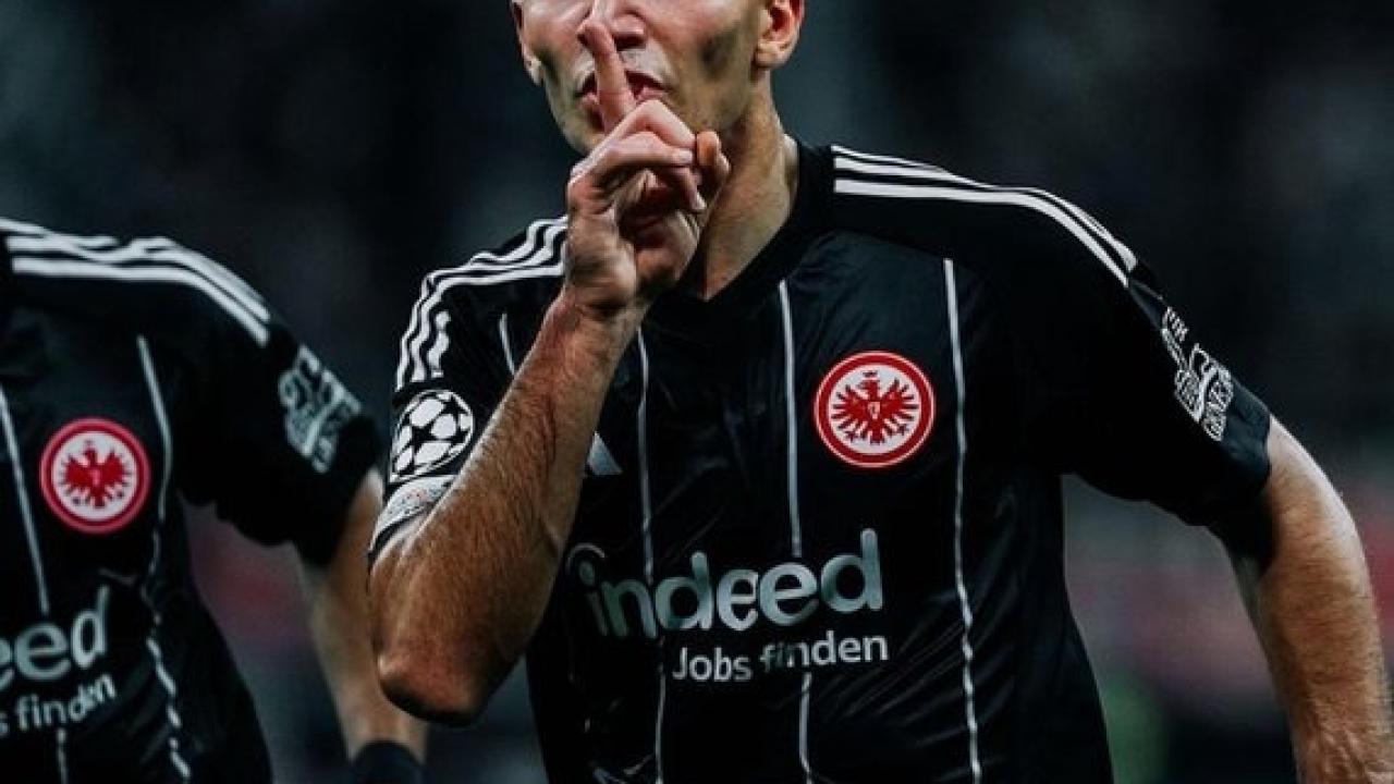 Bundesliga'da Can Uzun fırtınası! Gol krallığında tek rakibi Bayern Münihli yıldız