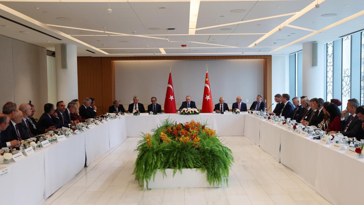 Cumhurbaşkanı Erdoğan, Hamdi Ulukaya ve ABD'li üst düzey şirket yöneticileriyle görüştü