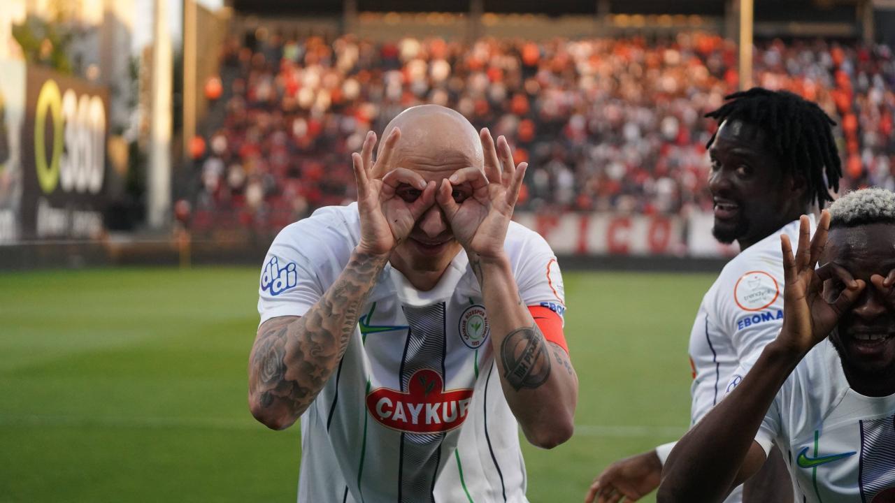 Süper Lig’de fırtınalar estiren yıldız 3. Lig ekibine transfer oldu